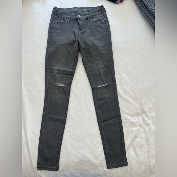 Old Navy Rockstar jeggings - size 4 - Picture 1 of 3